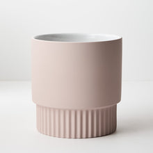 Load image into Gallery viewer, Culotta  Light Pink Pot
